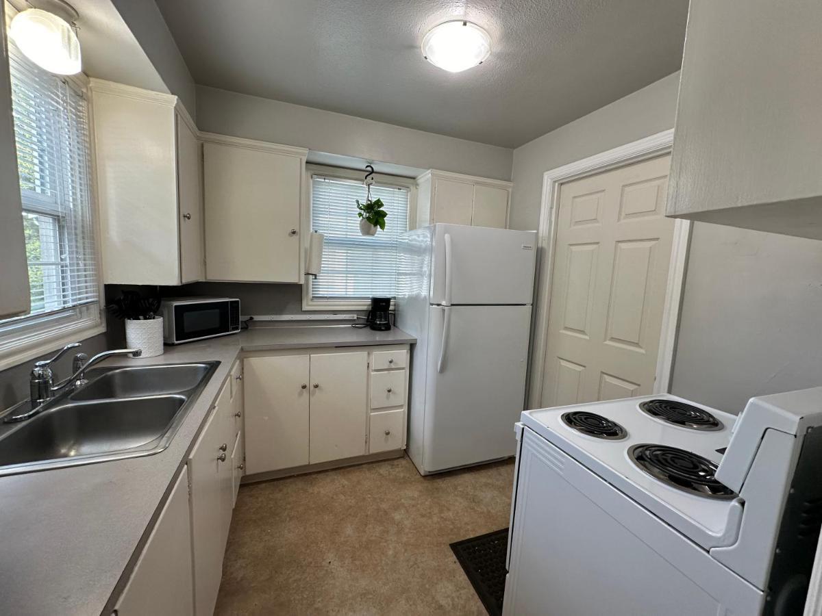 Charming 1930S Style Rustic Home Eugene Eksteriør billede